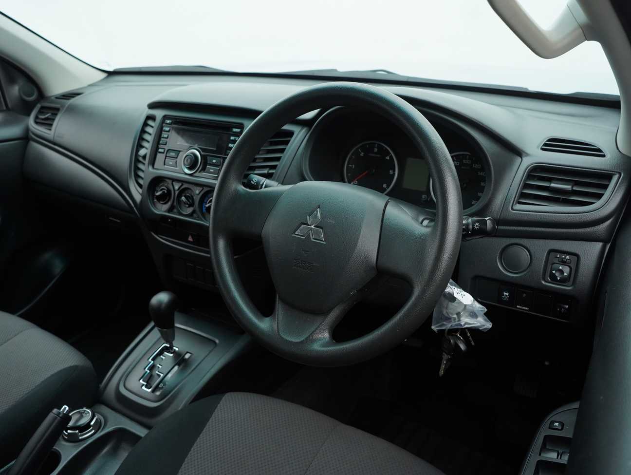 used 2019 Mitsubishi Triton VGT Dual Cab 4X4 2.4