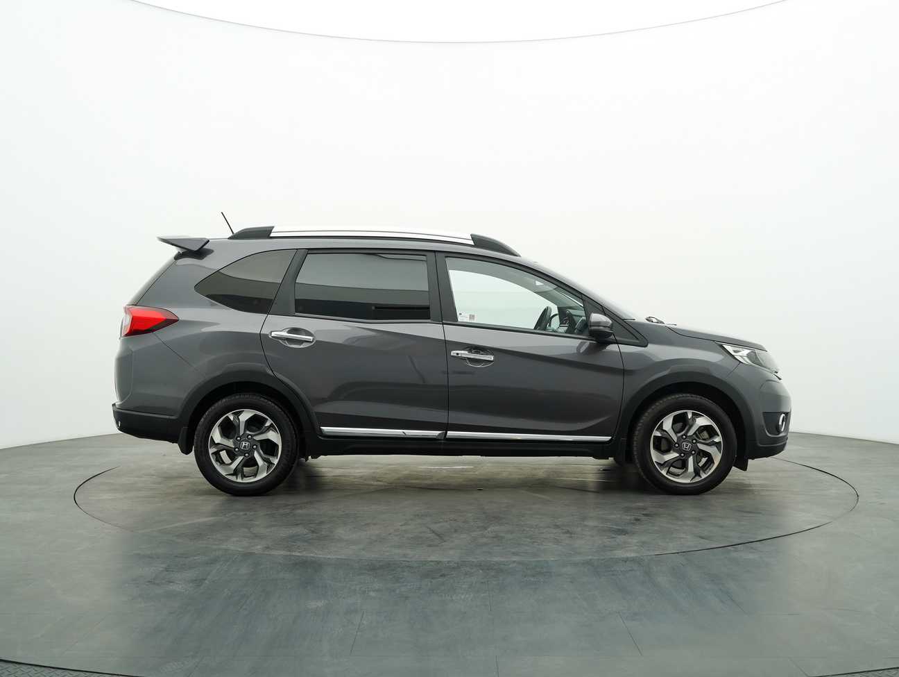 used 2018 Honda BR-V V 1.5