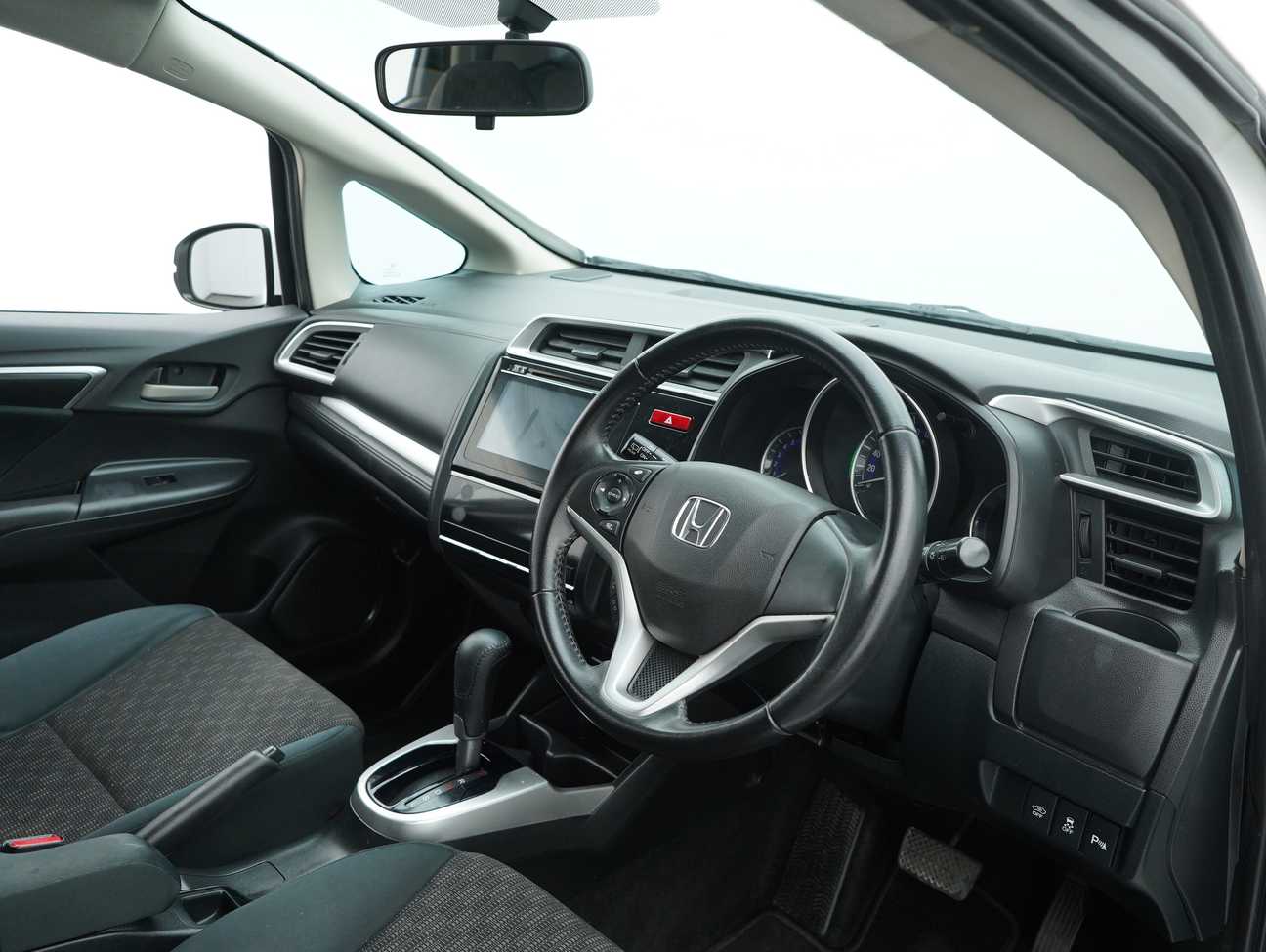 used 2014 Honda Jazz V 1.5