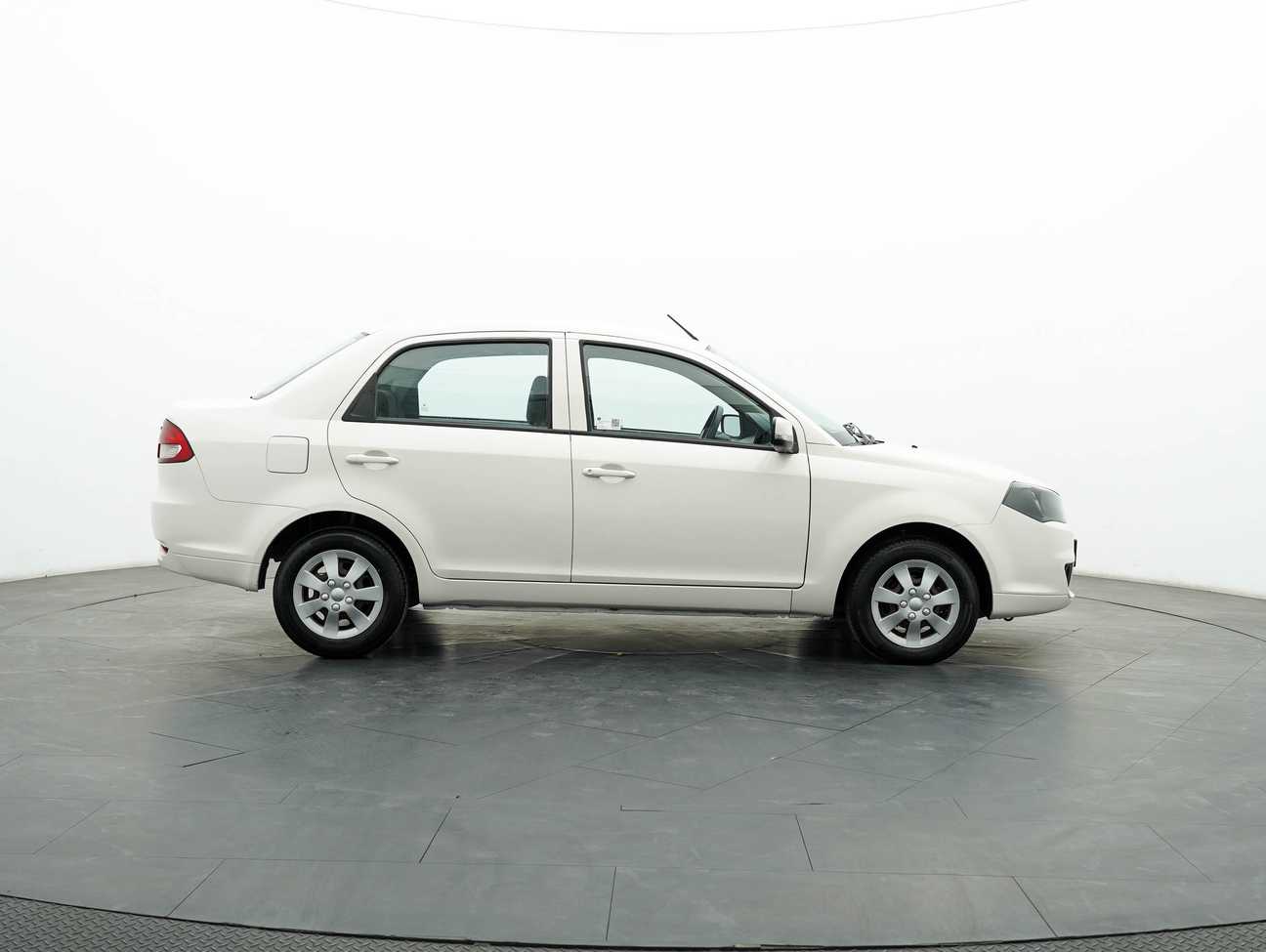 used 2015 Proton Saga SV 1.3
