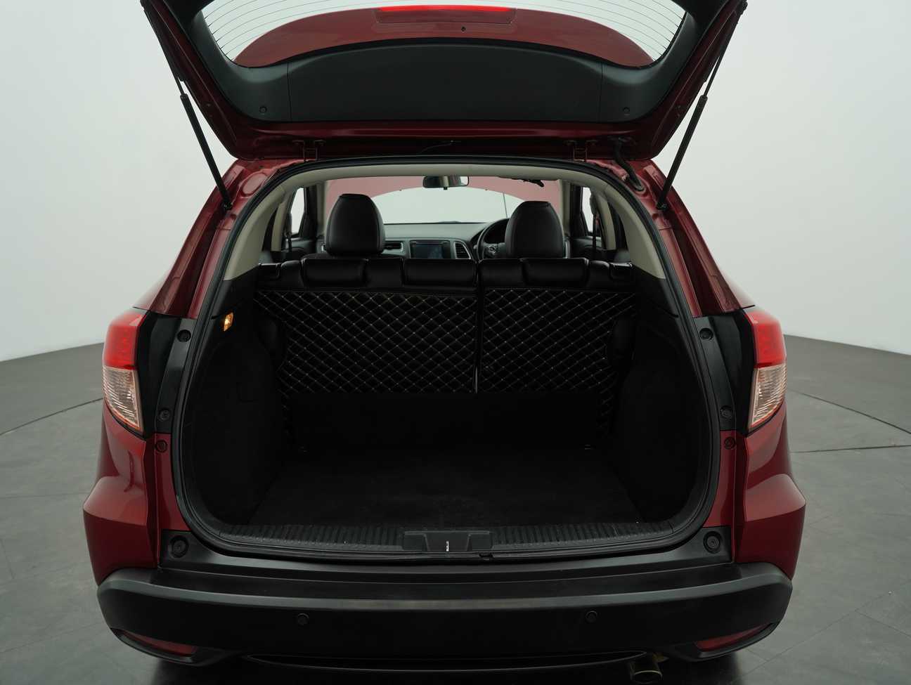 used 2017 Honda HR-V V 1.8