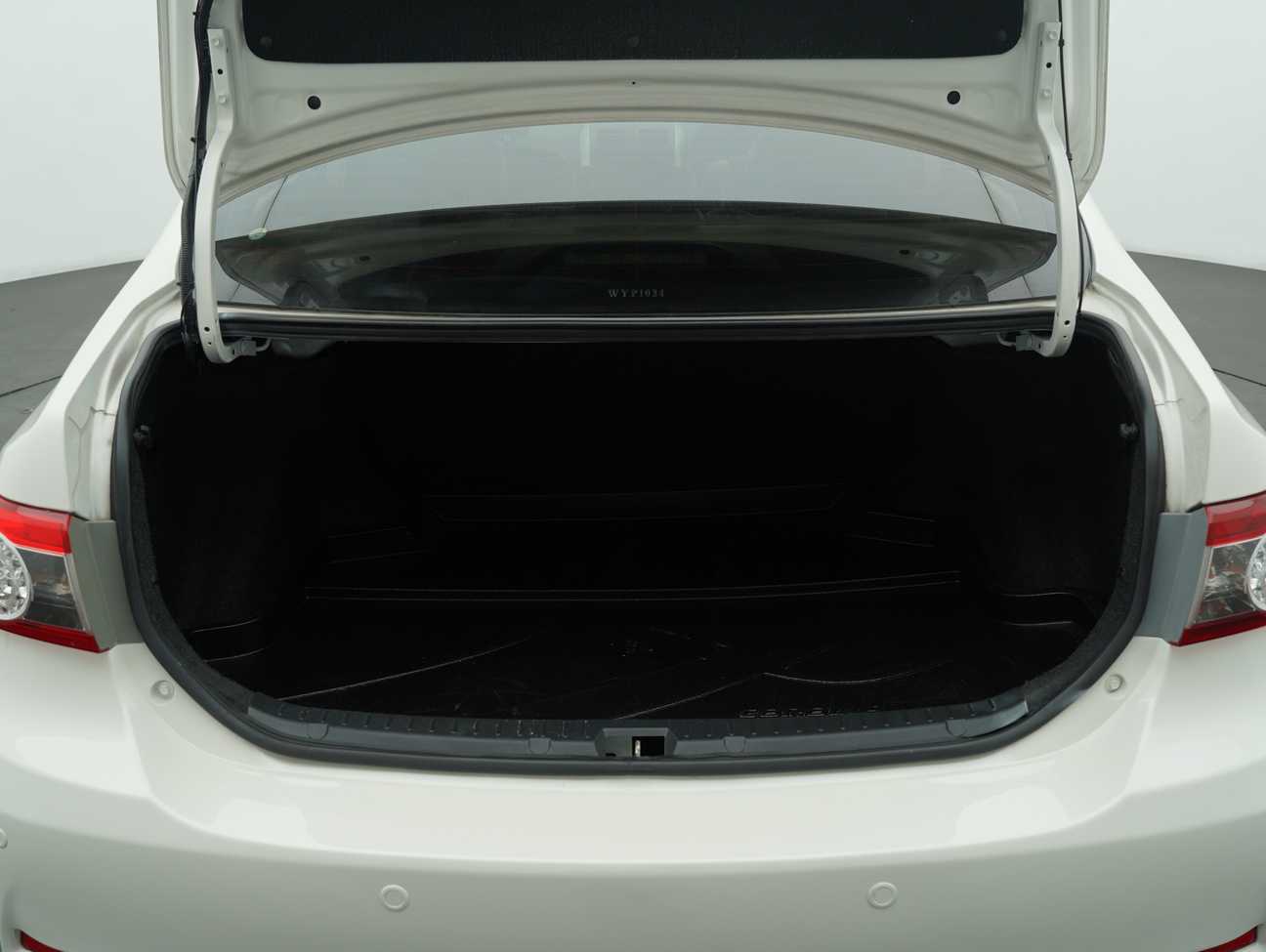 used 2013 Toyota Corolla Altis G 1.8