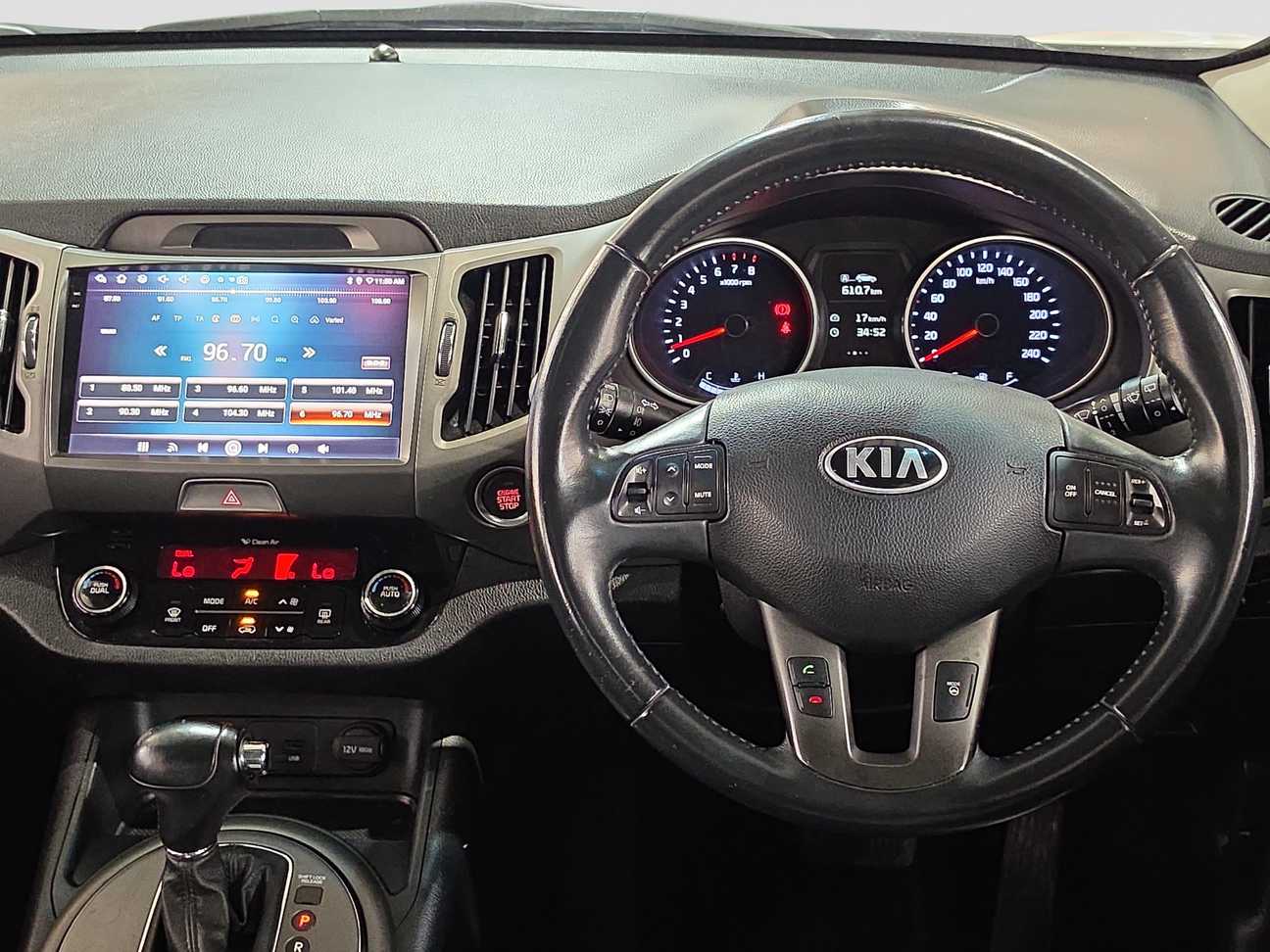terpakai 2014 Kia Sportage  2.0