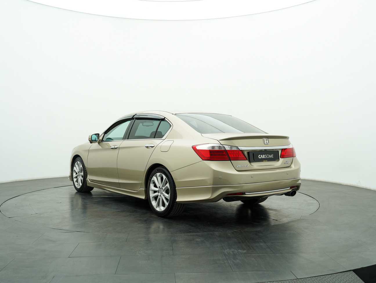 used 2014 Honda Accord VTi-L 2.4