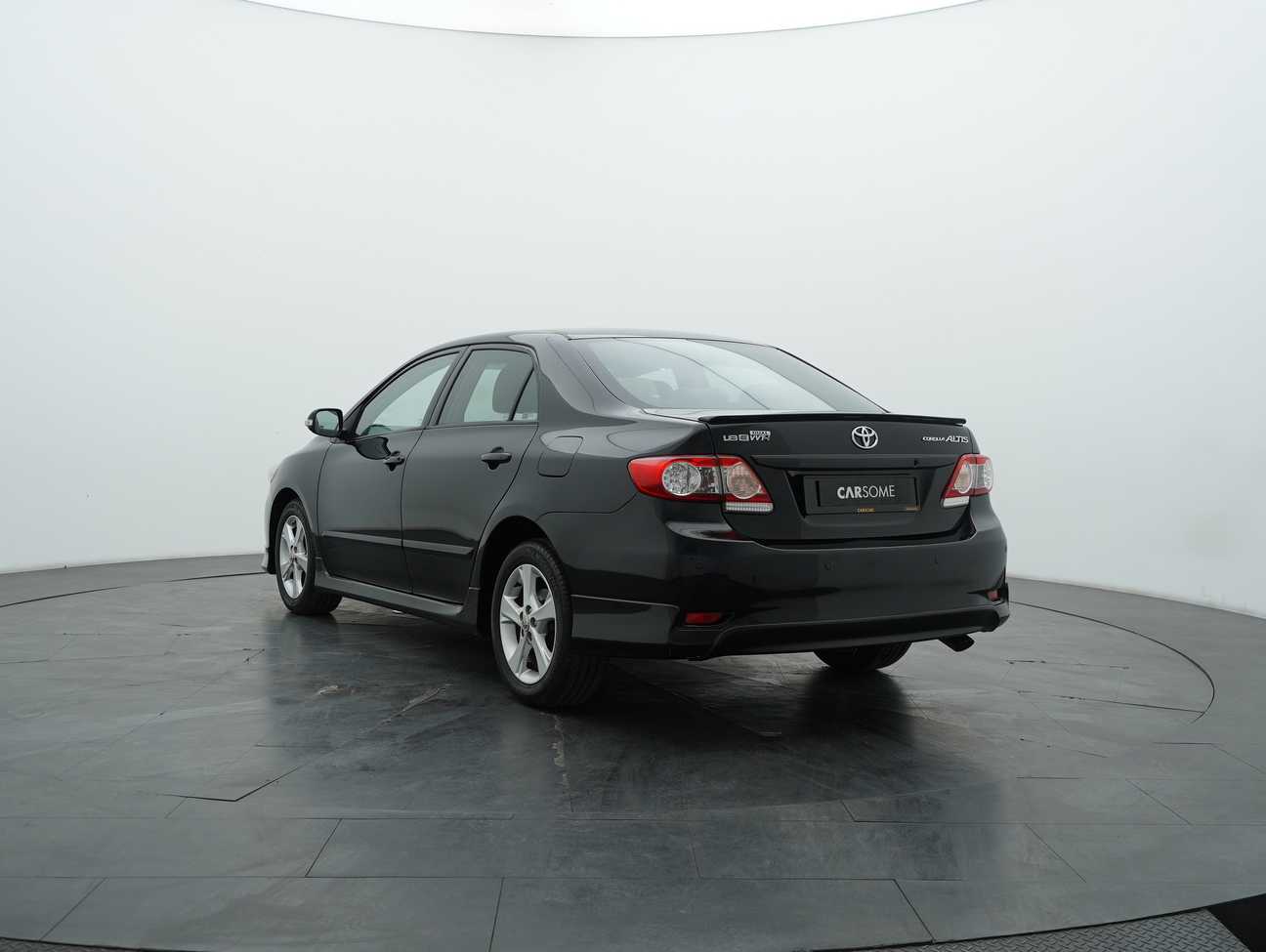 used 2012 Toyota Corolla Altis E 1.8