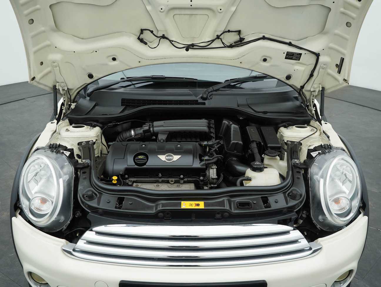 terpakai 2012 MINI Cooper  1.6