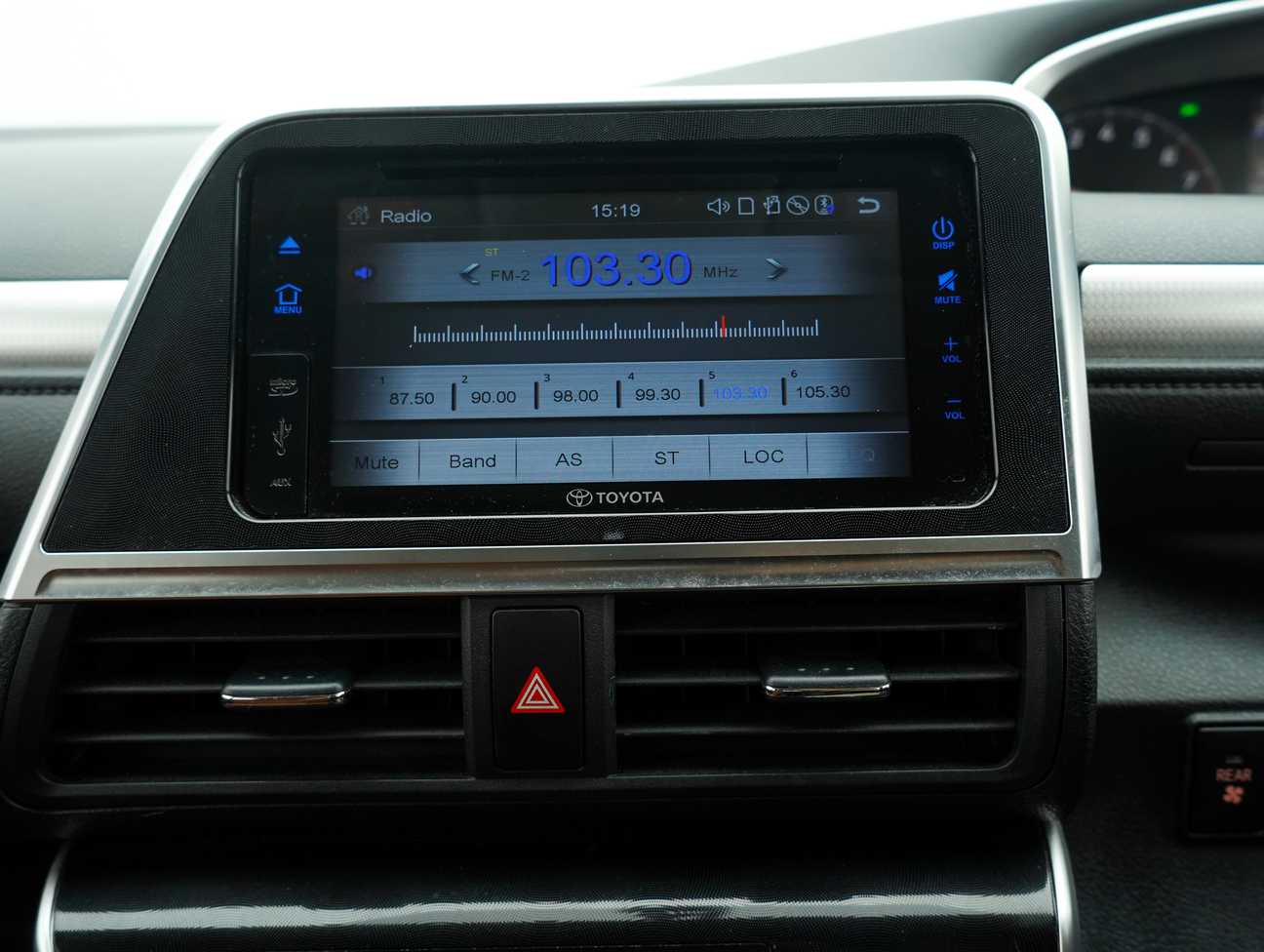 used 2018 Toyota Sienta V 1.5