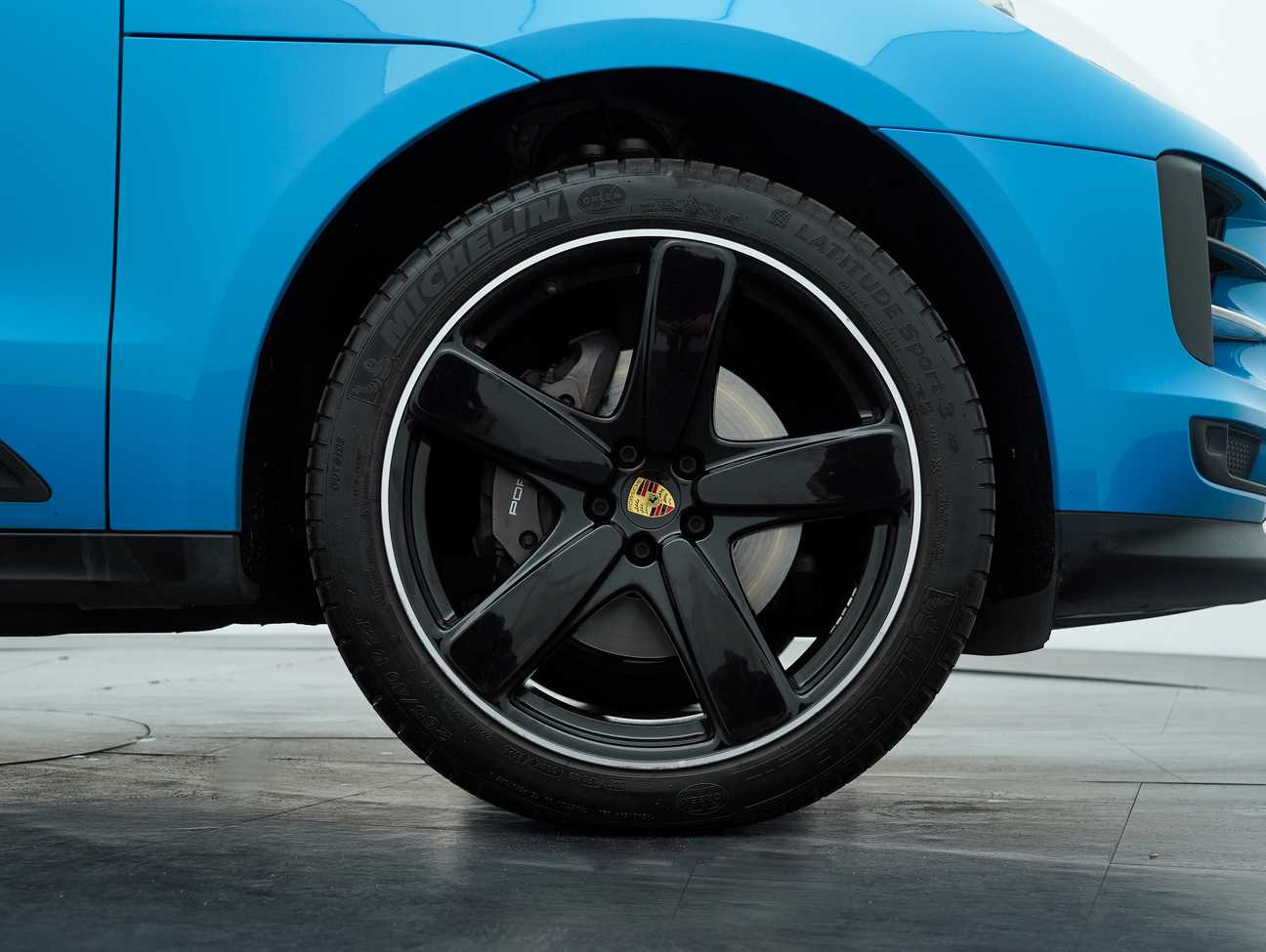 used 2019 Porsche Macan  2.0