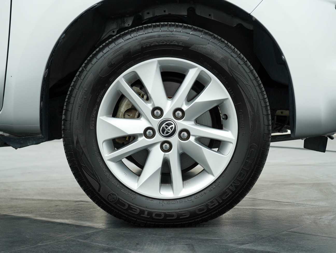 terpakai 2020 Toyota Innova G 2.0