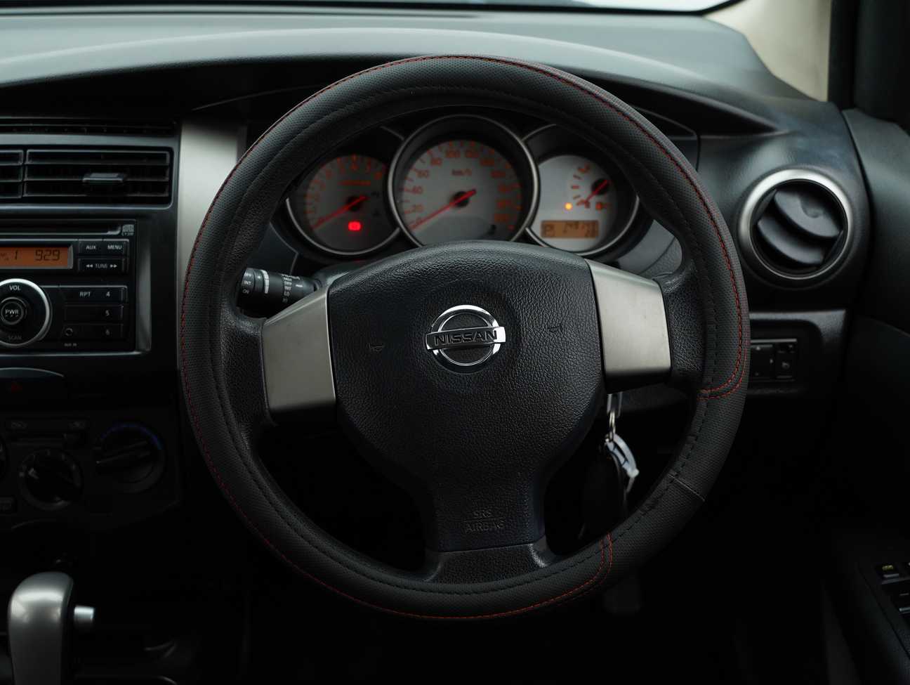 used 2012 Nissan Grand Livina ST-L Comfort 1.6
