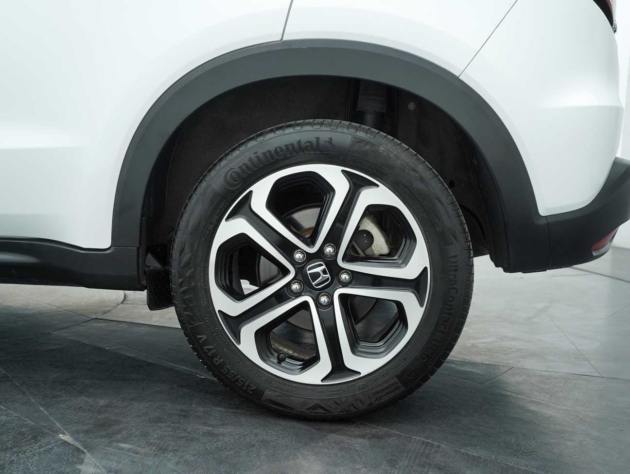 terpakai 2021 Honda HR-V i-VTEC E 1.8