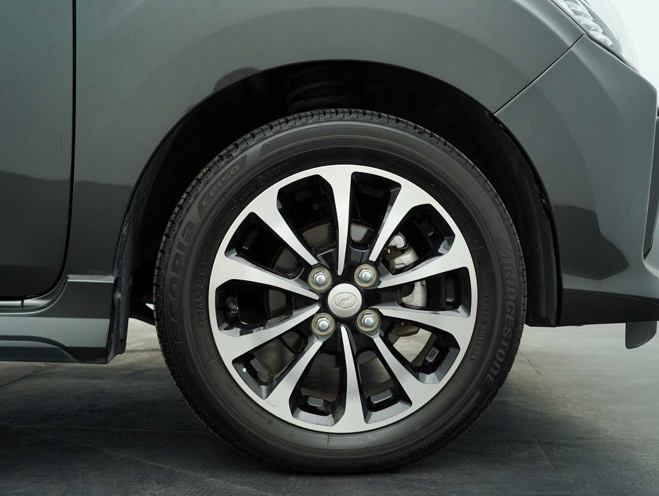 terpakai 2022 Perodua Bezza Advance 1.3