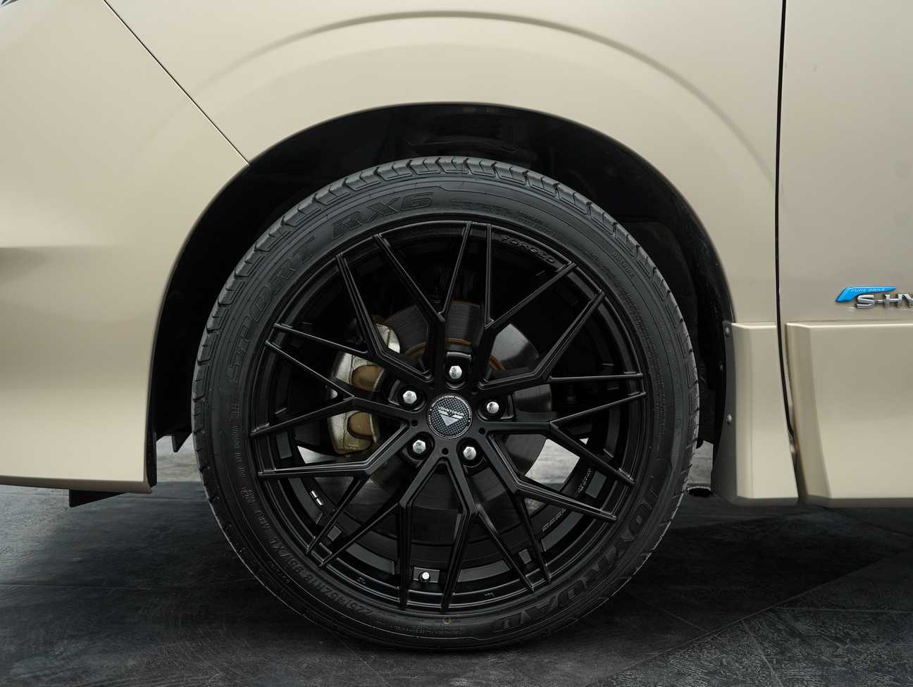 used 2019 Nissan Serena S-Hybrid High-Way Star 2.0