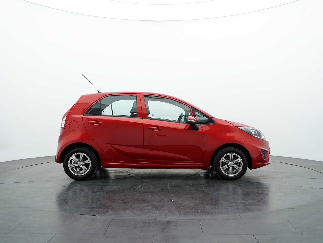 used 2018 Proton Iriz Standard 1.3