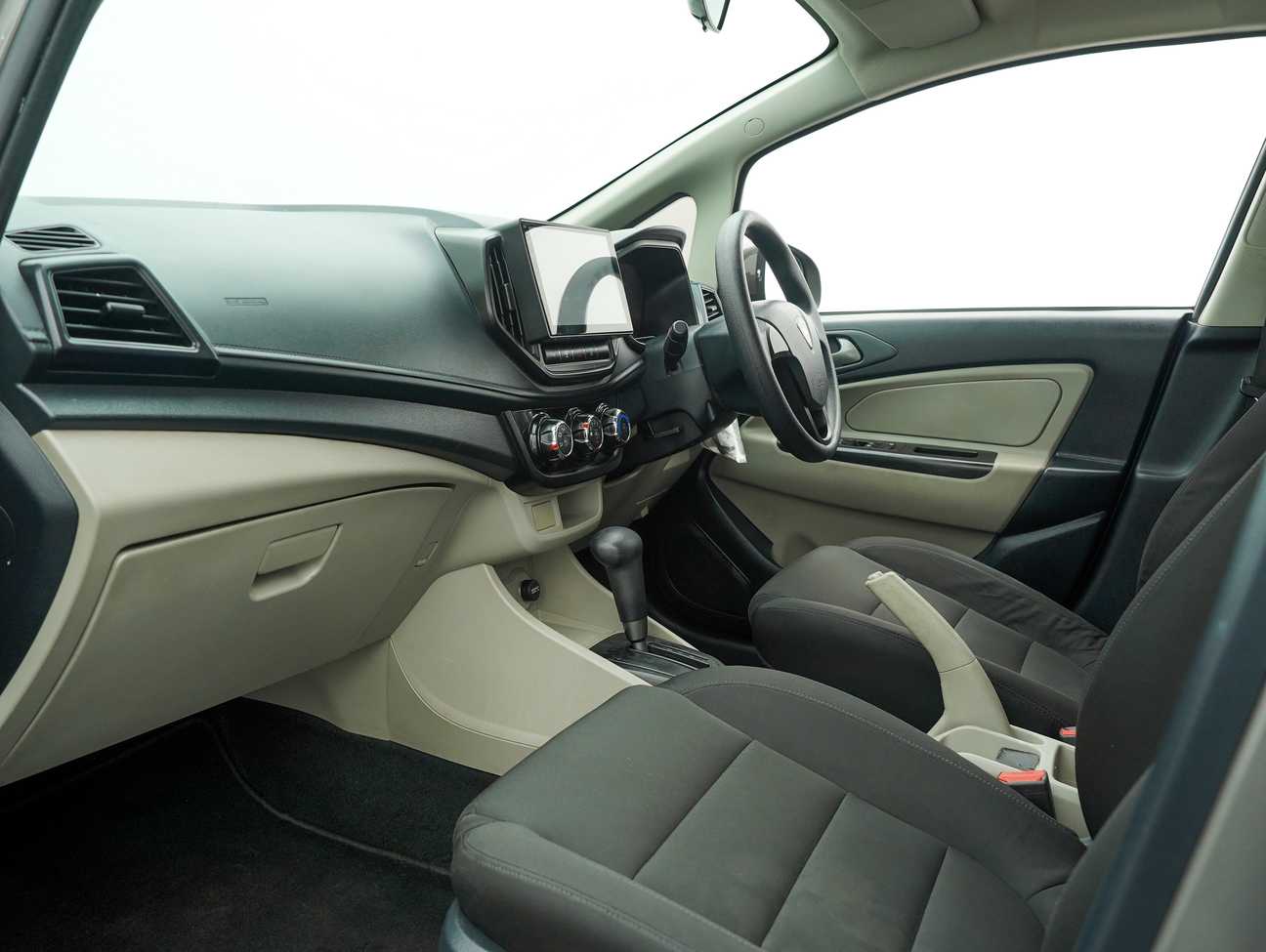 used 2017 Proton Persona Standard 1.6