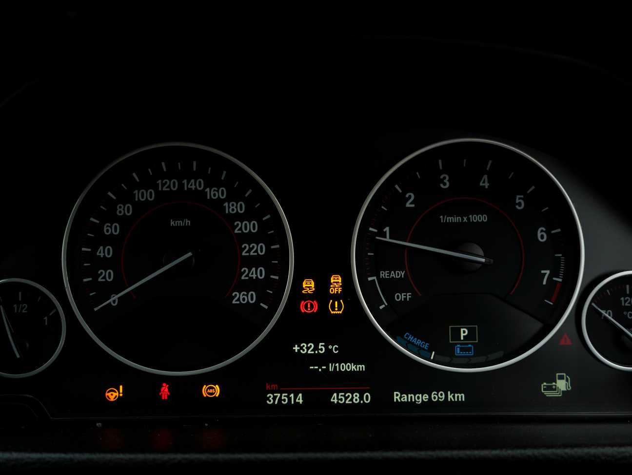 used 2018 BMW 330e M Sport 2.0