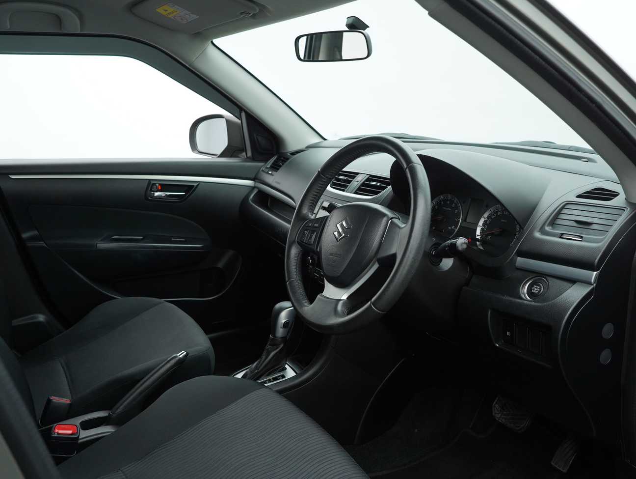 used 2015 Suzuki Swift GLX 1.4