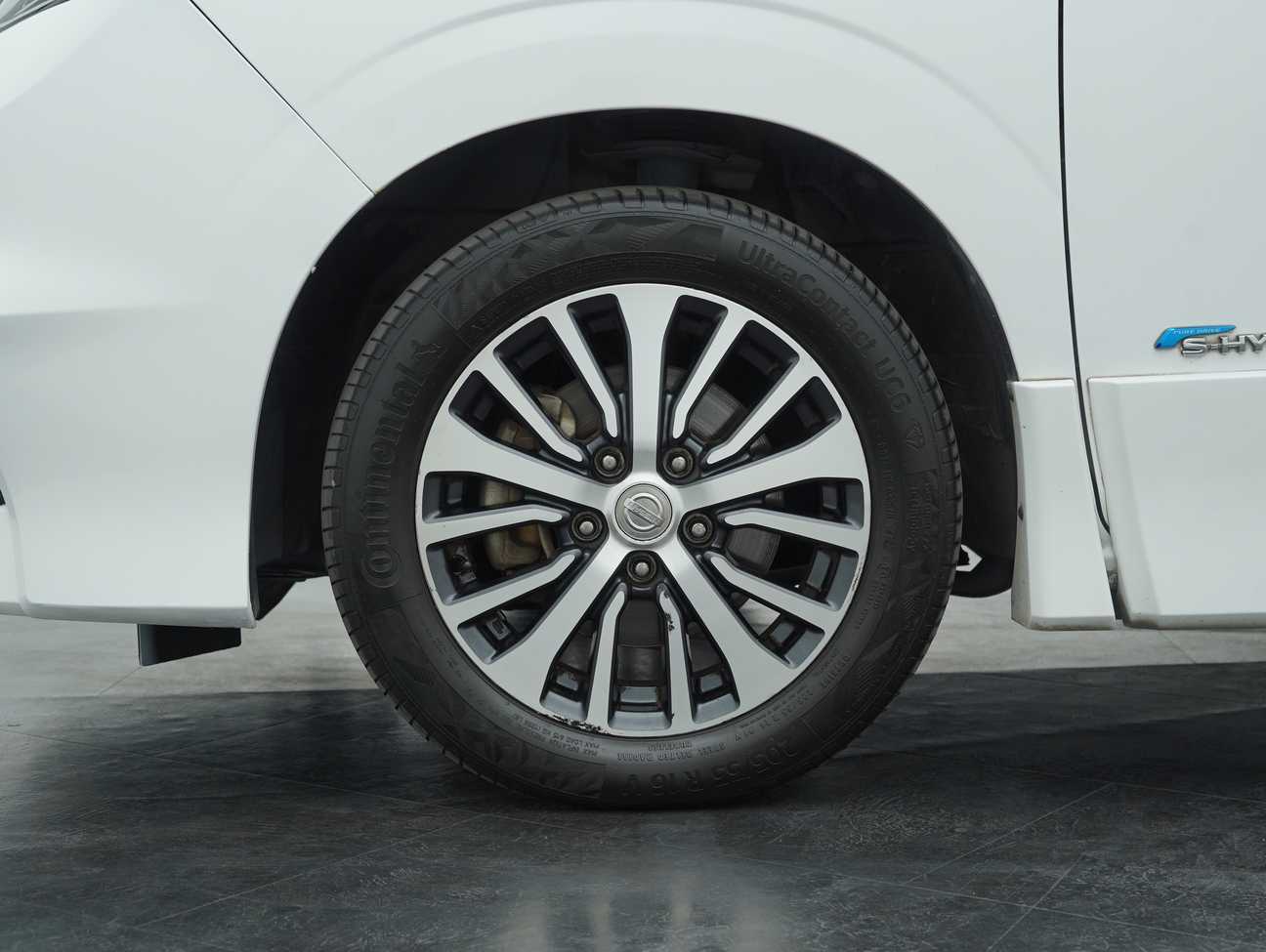 terpakai 2019 Nissan Serena S-Hybrid High-Way Star Premium 2.0