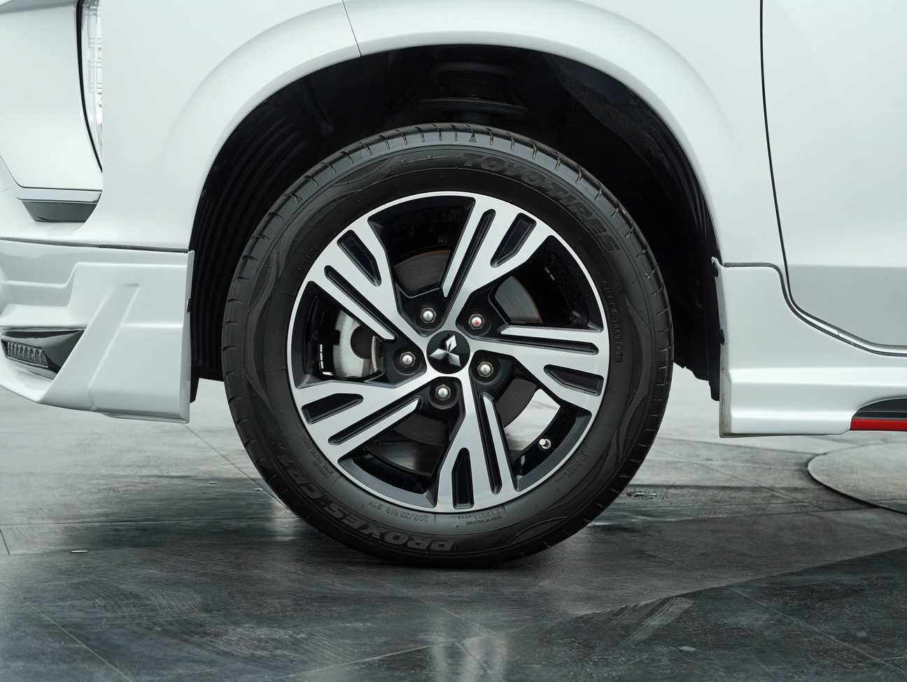 used 2024 Mitsubishi Xpander  1.5