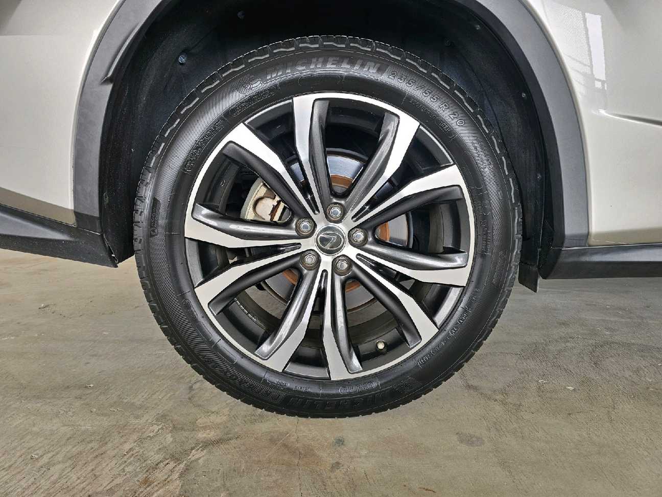 terpakai 2018 Lexus RX 300 Premium 2.0