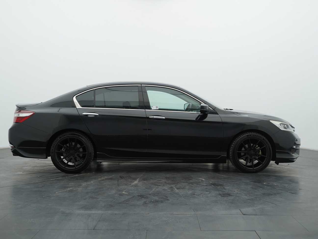 used 2016 Honda Accord VTi-L 2.0
