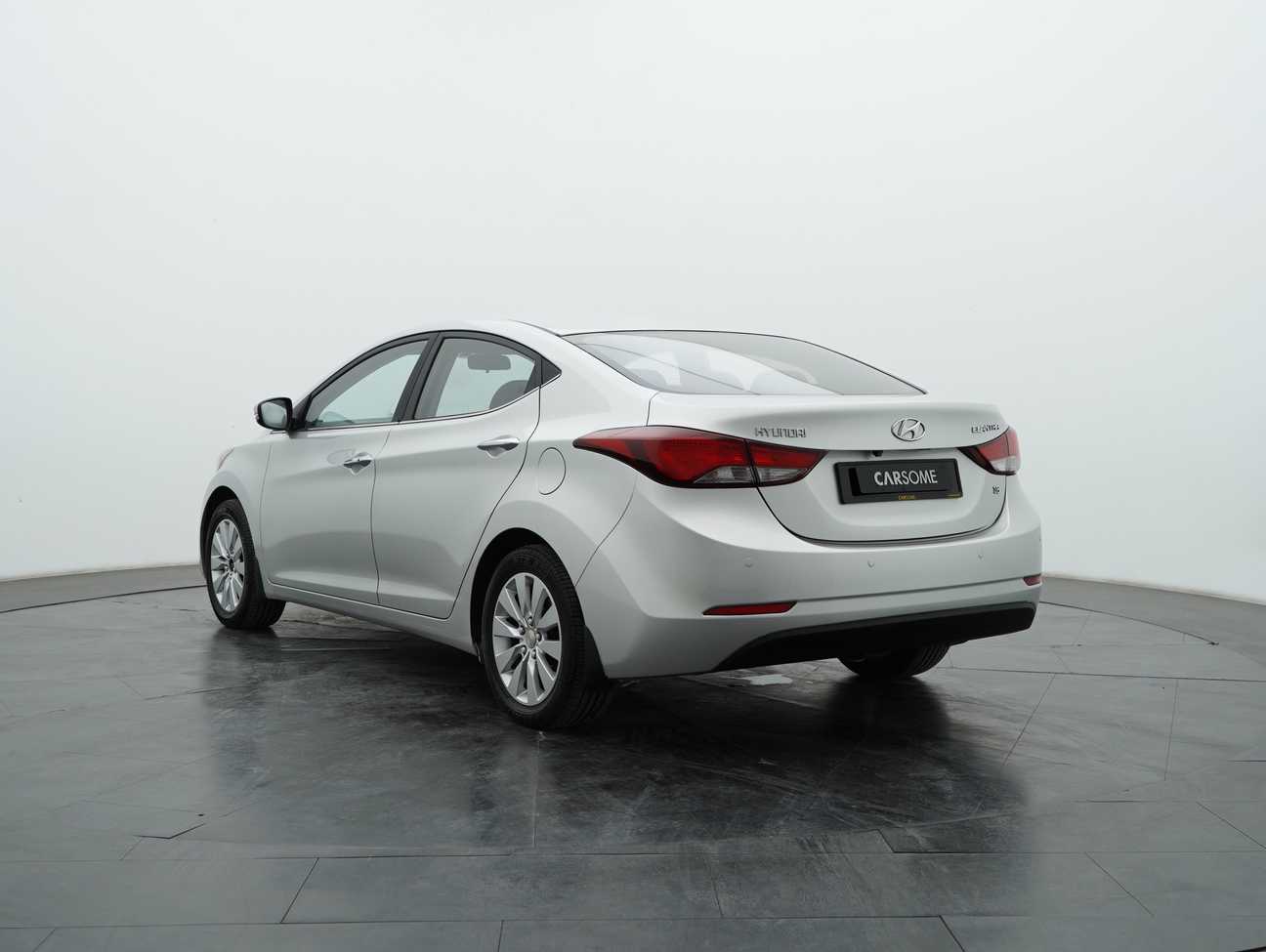 terpakai 2015 Hyundai Elantra Executive 1.6