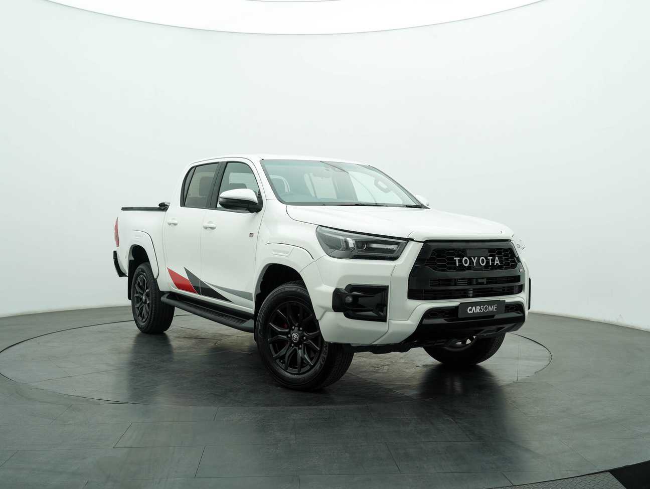 terpakai 2023 Toyota Hilux GR Sport Dual Cab 2.8