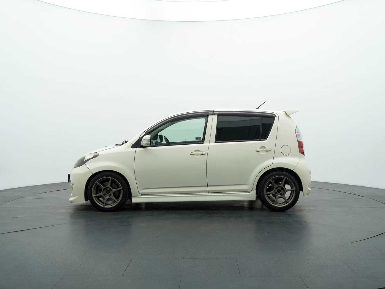 terpakai 2010 Perodua Myvi EZi 1.3