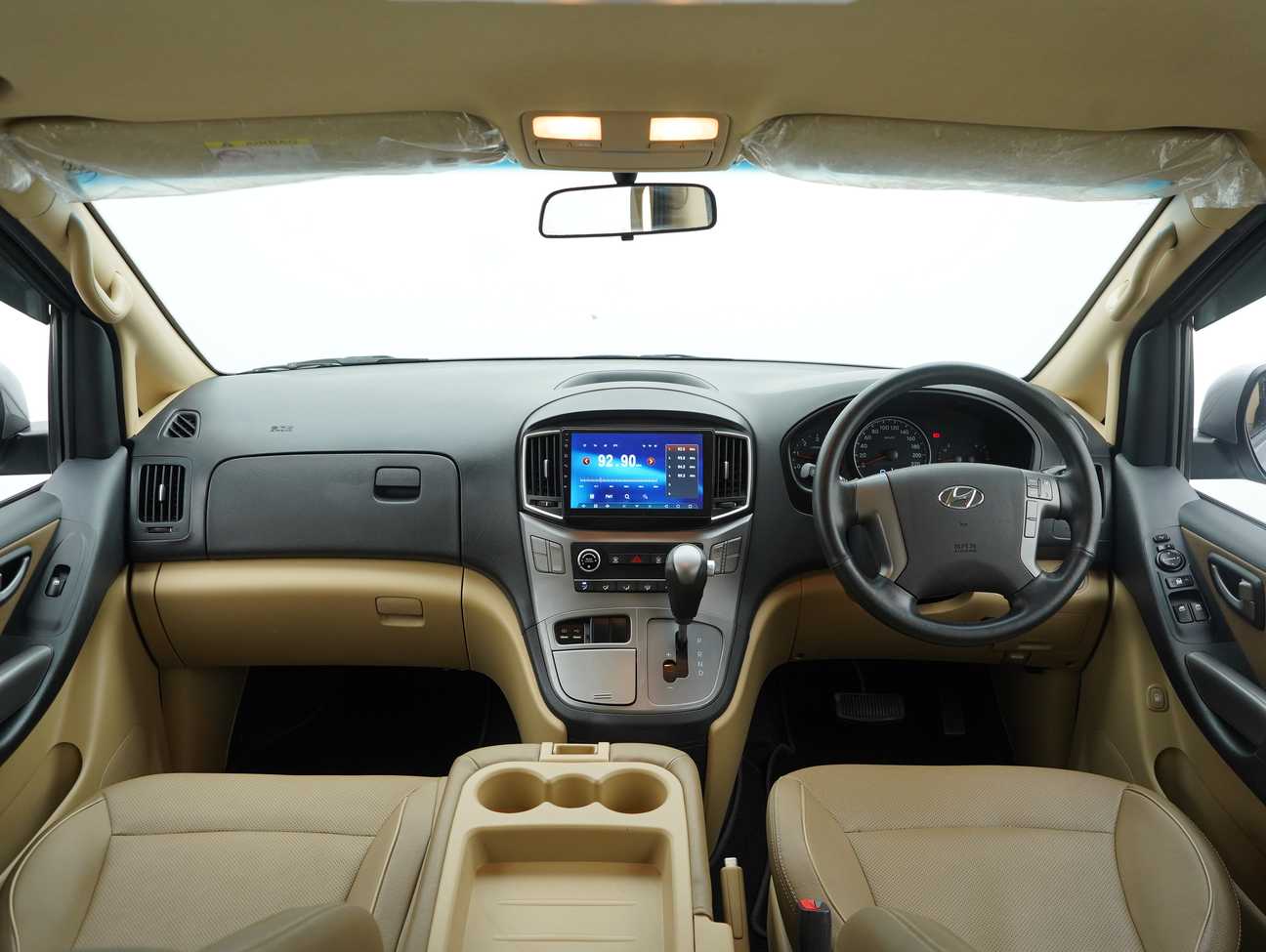 used 2021 Hyundai Grand Starex Executive Plus 2.5