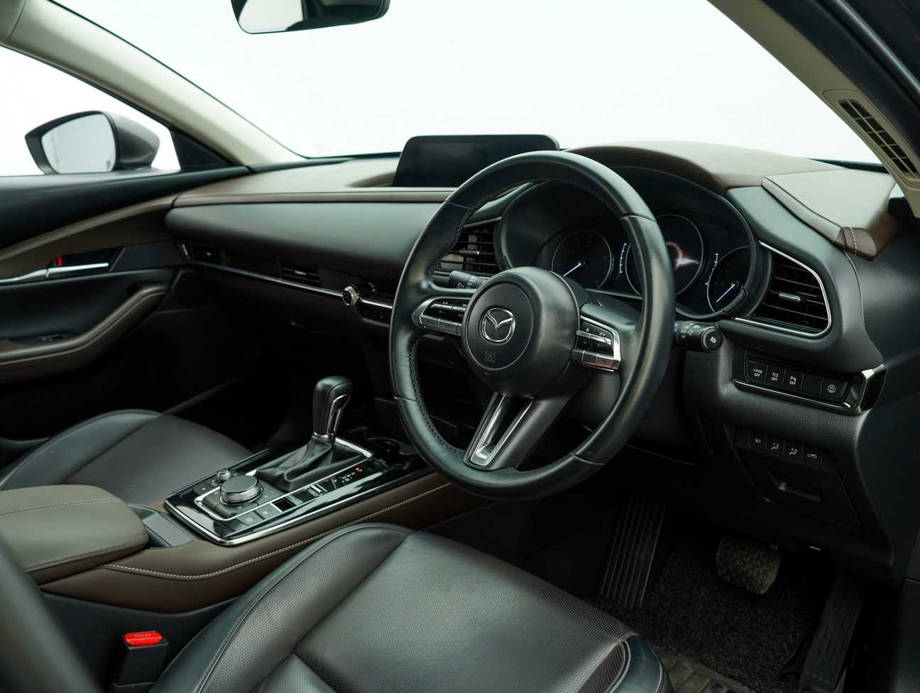 terpakai 2020 Mazda CX-30 SKYACTIV-G High GVC Plus 2.0