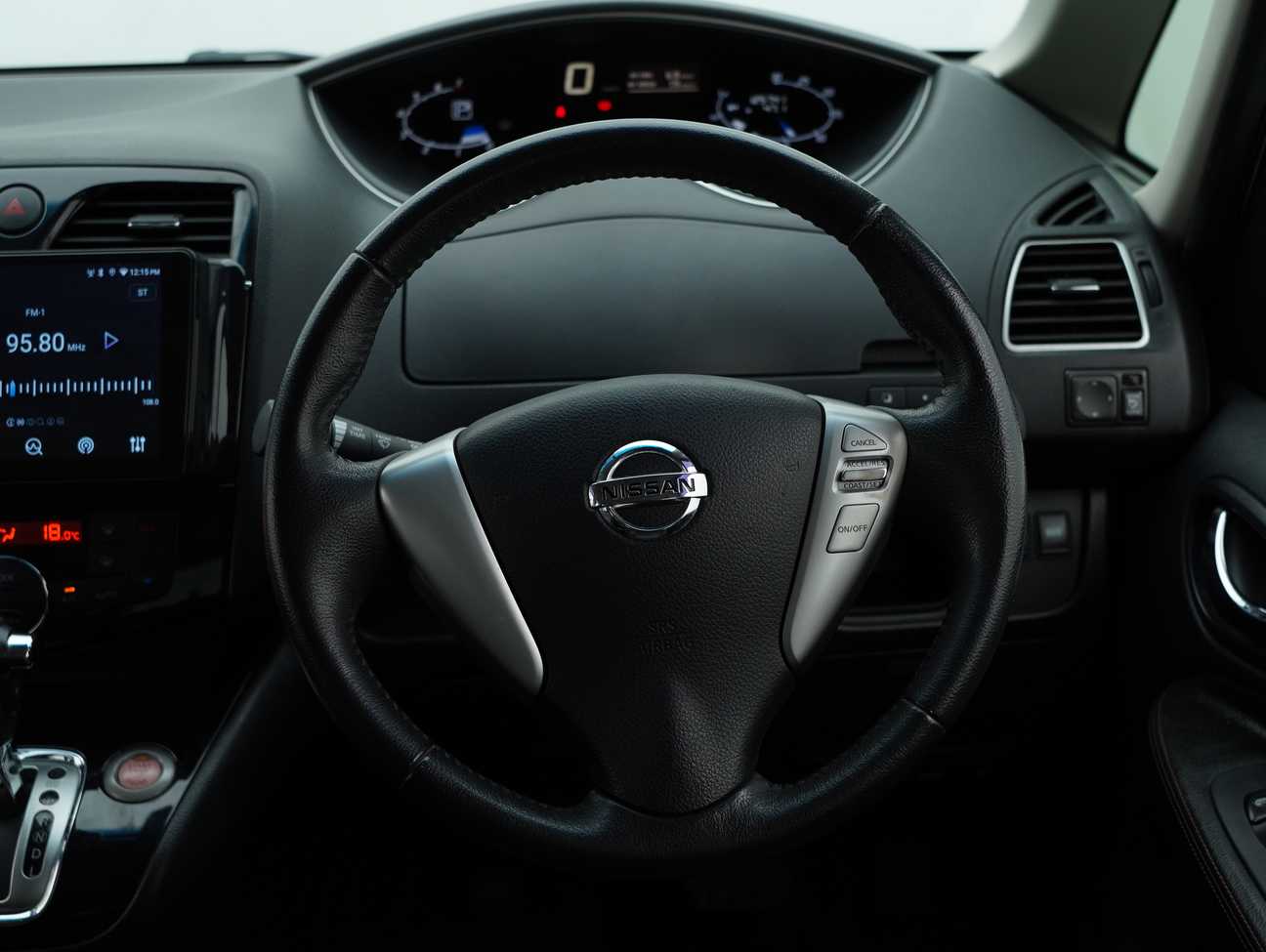 used 2015 Nissan Serena S-Hybrid High-Way Star Premium 2.0
