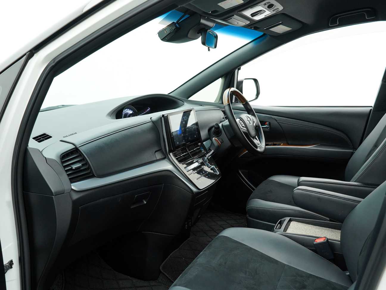 terpakai 2016 Toyota Estima Aeras 2.4