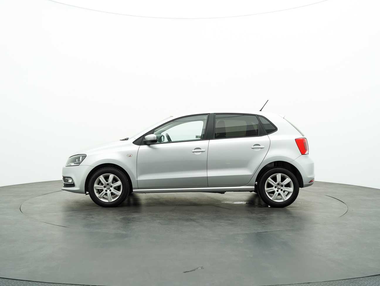 used 2018 Volkswagen POLO HATCHBACK 1.6