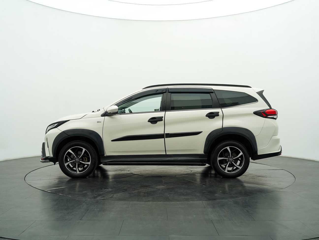 terpakai 2020 Perodua Aruz AV 1.5