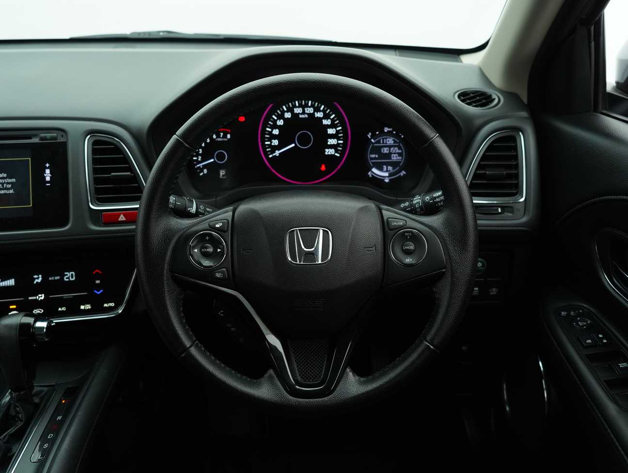 used 2017 Honda HR-V V 1.8