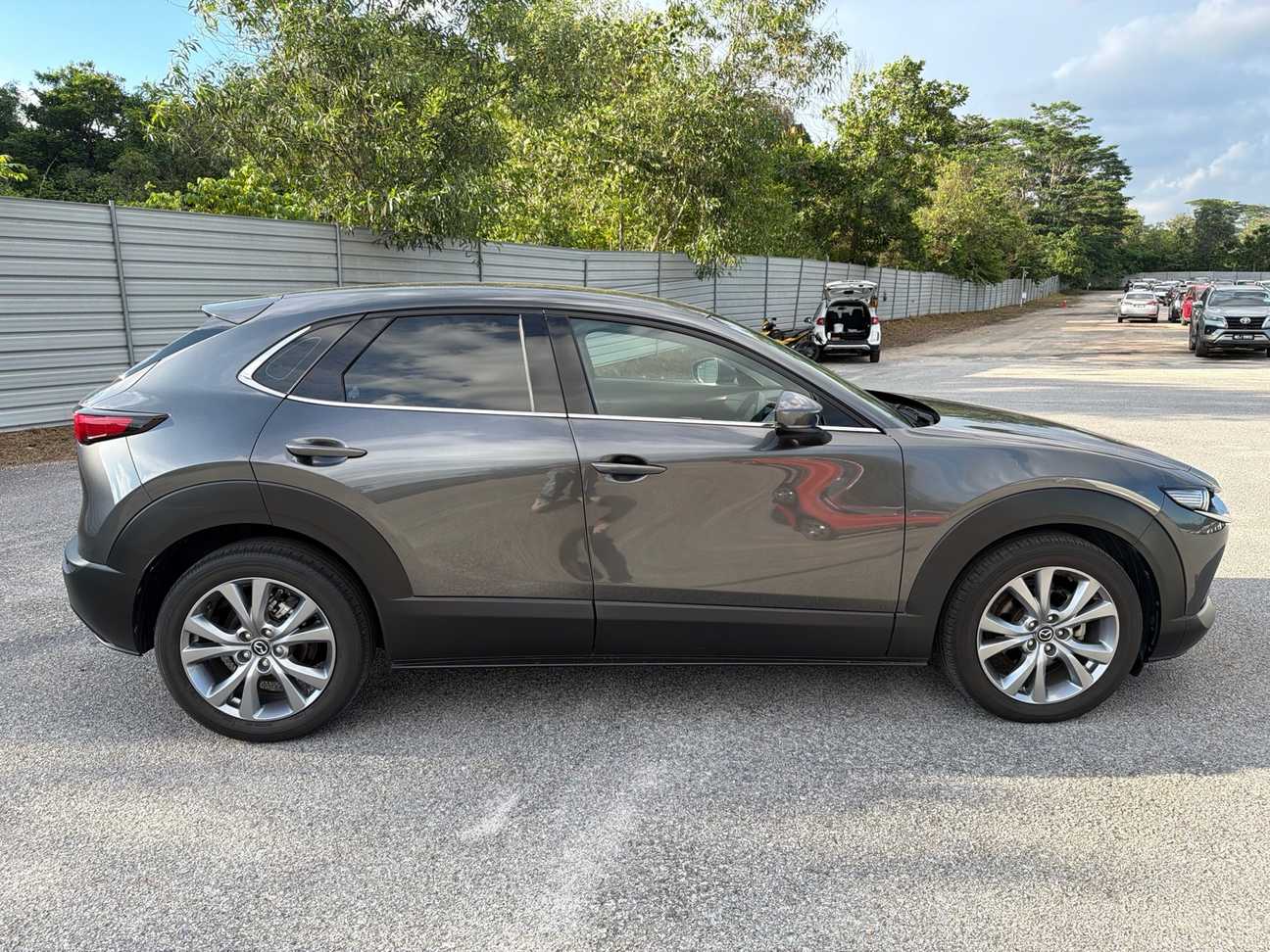 terpakai 2023 Mazda CX-30 SKYACTIV-G High Plus 2.0