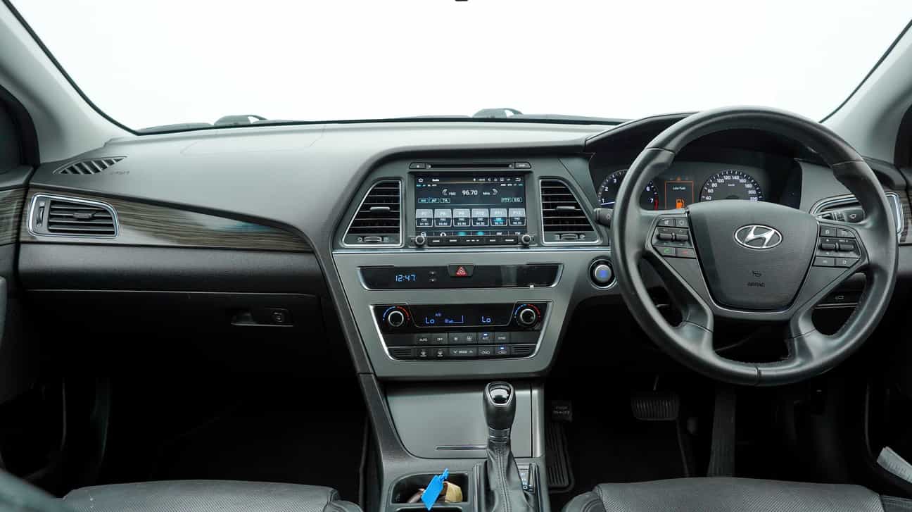 terpakai 2015 Hyundai SONATA GLS 2.0