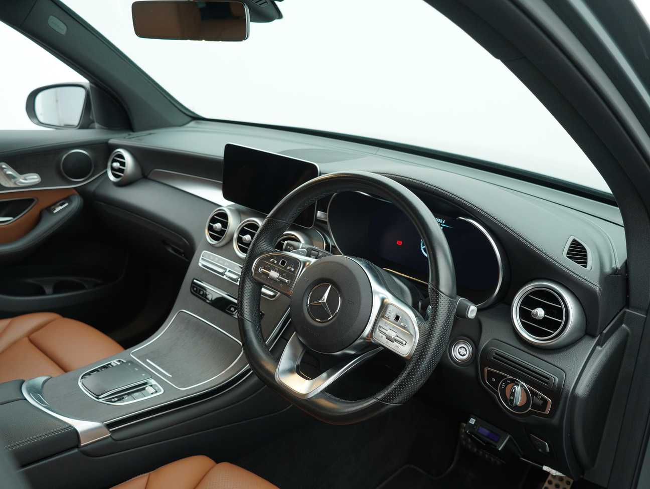 used 2022 Mercedes-Benz GLC200 AMG Line 2.0