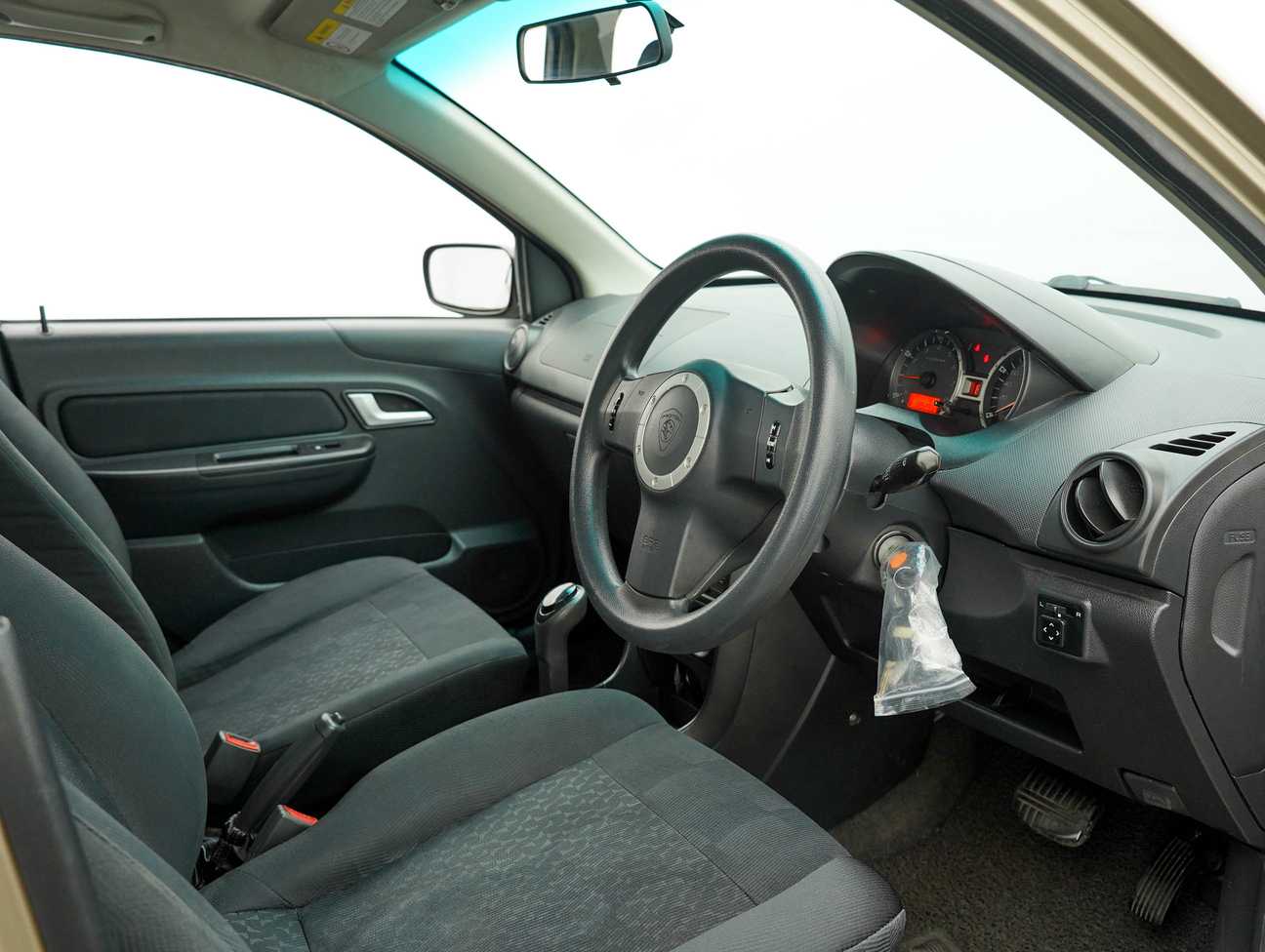 used 2011 Proton Saga FLX Executive 1.3