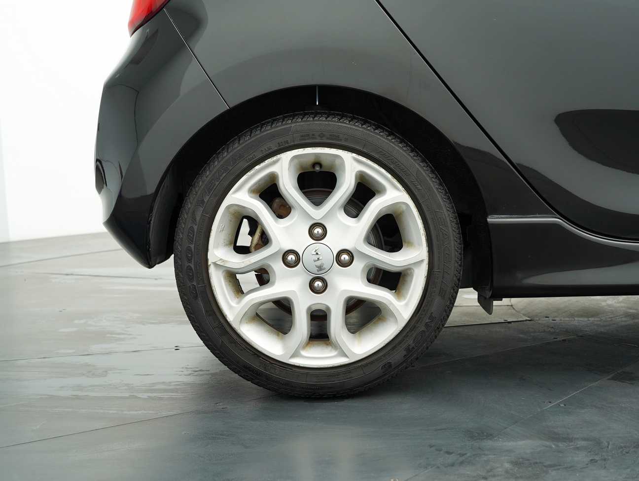 terpakai 2013 Kia PICANTO TA 1.2