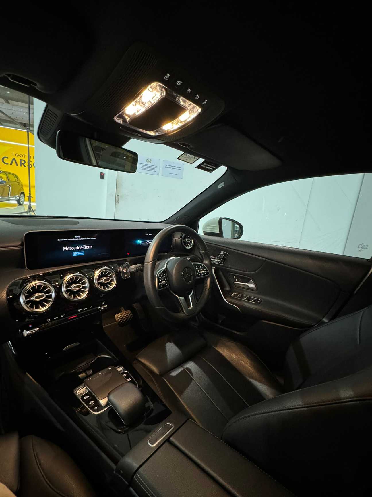 terpakai 2018 Mercedes-Benz A200 AMG Line 1.3