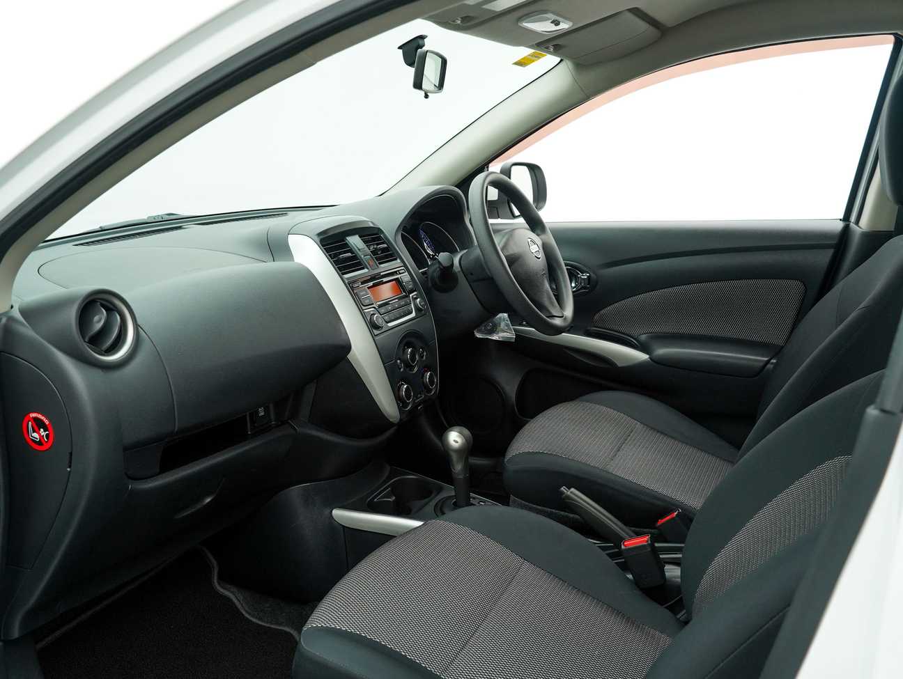 terpakai 2015 Nissan Almera V 1.5