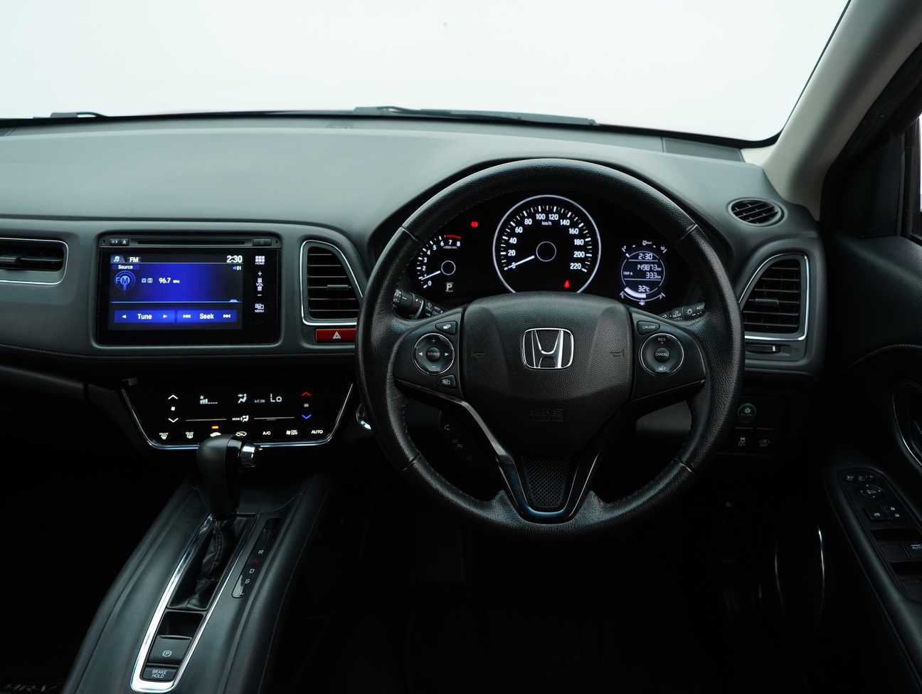 used 2017 Honda HR-V V 1.8