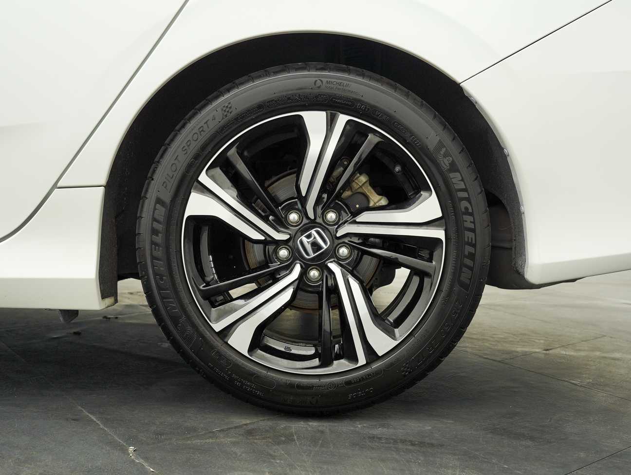 used 2018 Honda Civic TC-P 1.5