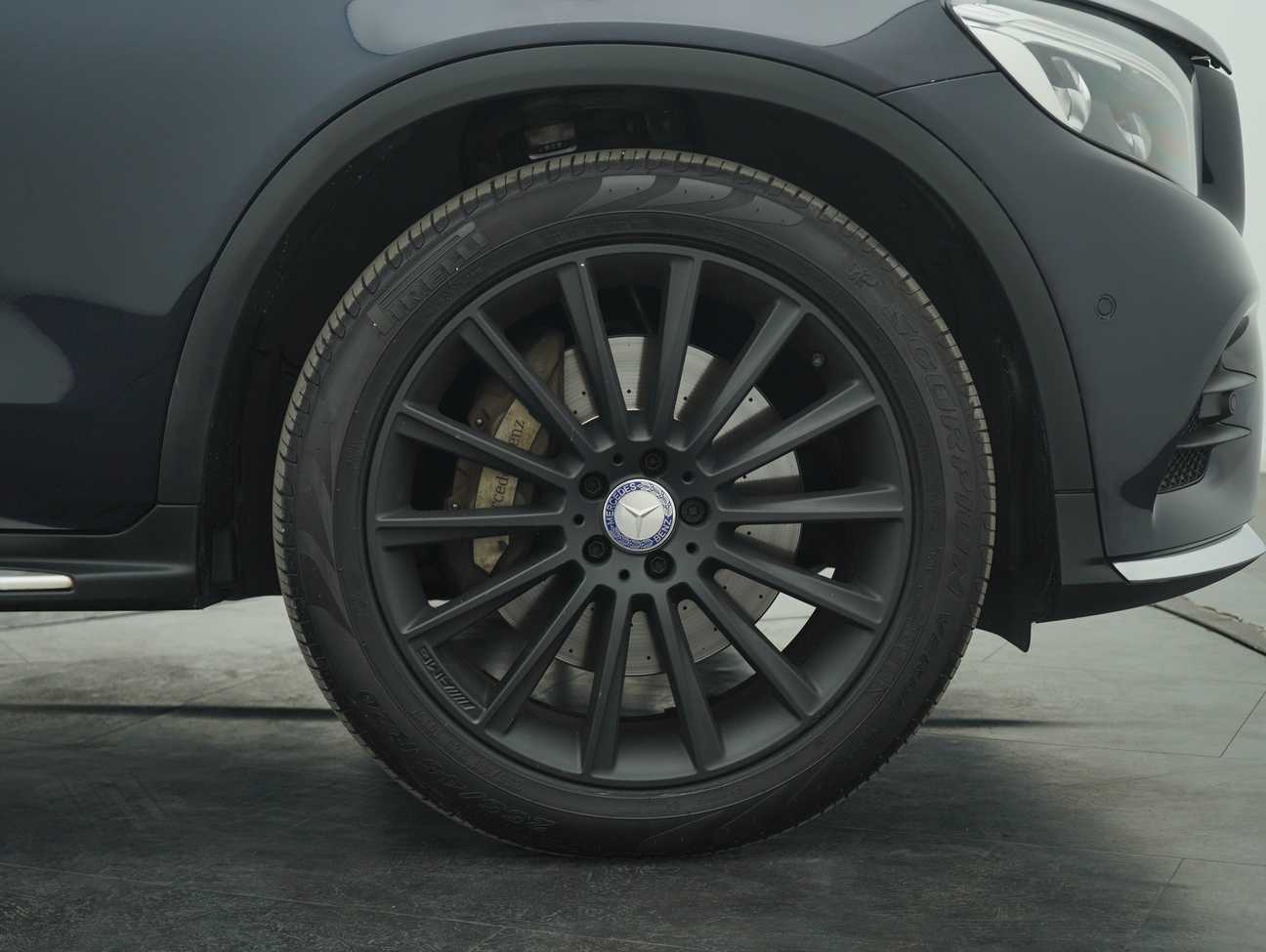 used 2017 Mercedes-Benz GLC250 4MATIC AMG Line 2.0