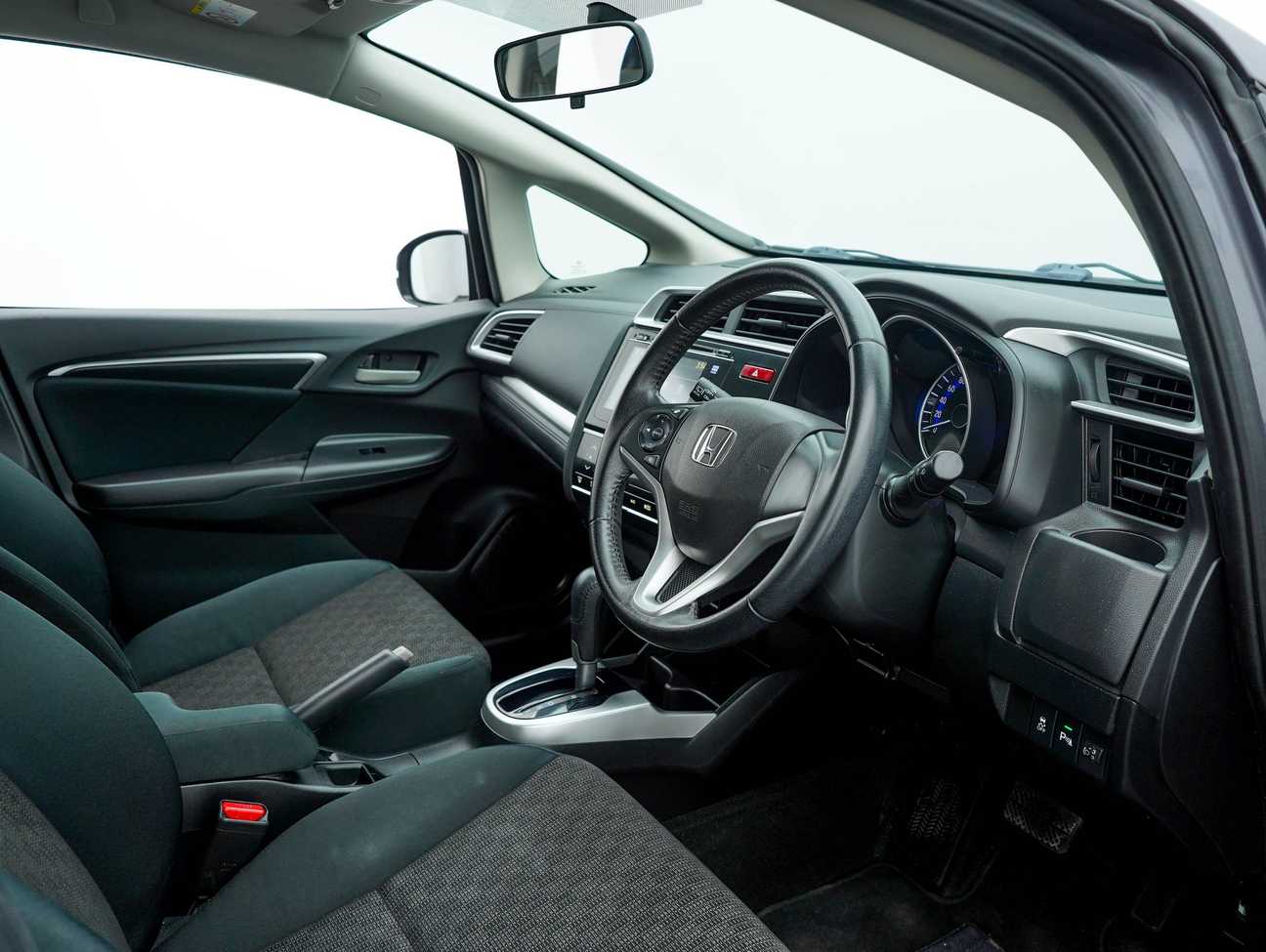 used 2016 Honda Jazz V 1.5