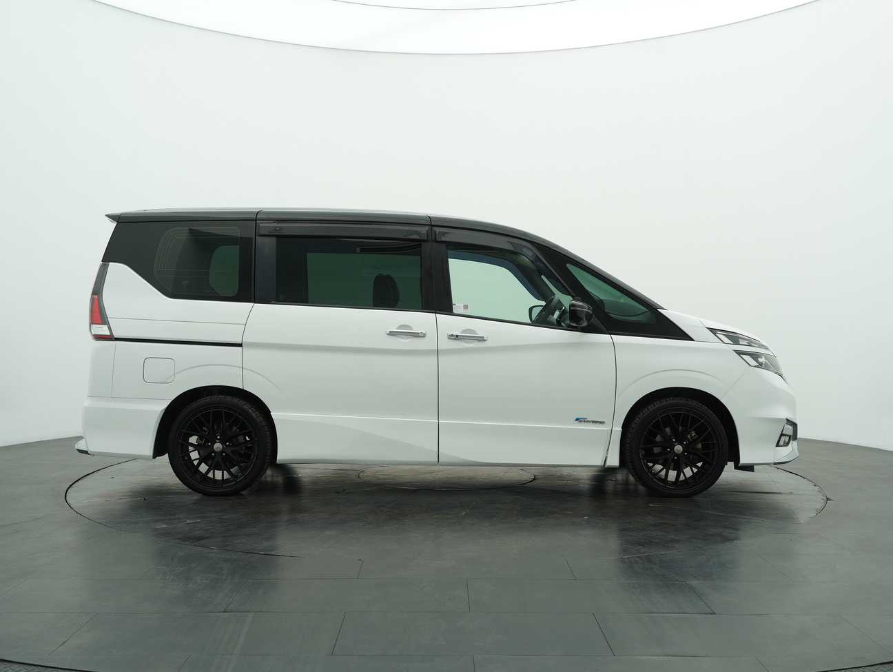 used 2019 Nissan Serena S-Hybrid High-Way Star J Impul 2.0