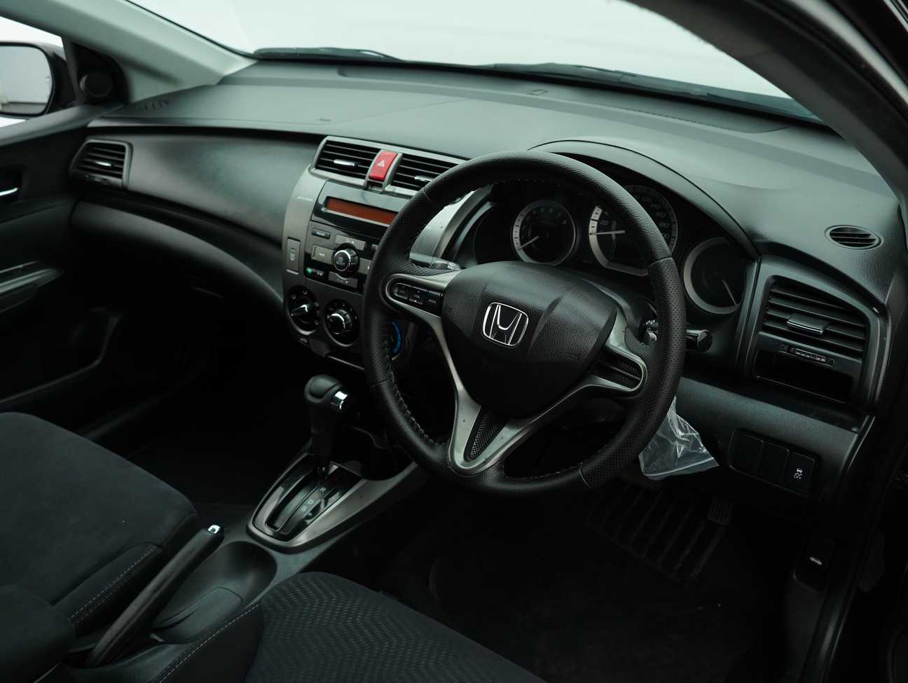 terpakai 2013 Honda City E 1.5