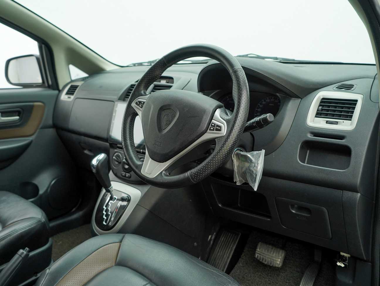 terpakai 2013 Proton Exora Bold CFE Premium 1.6