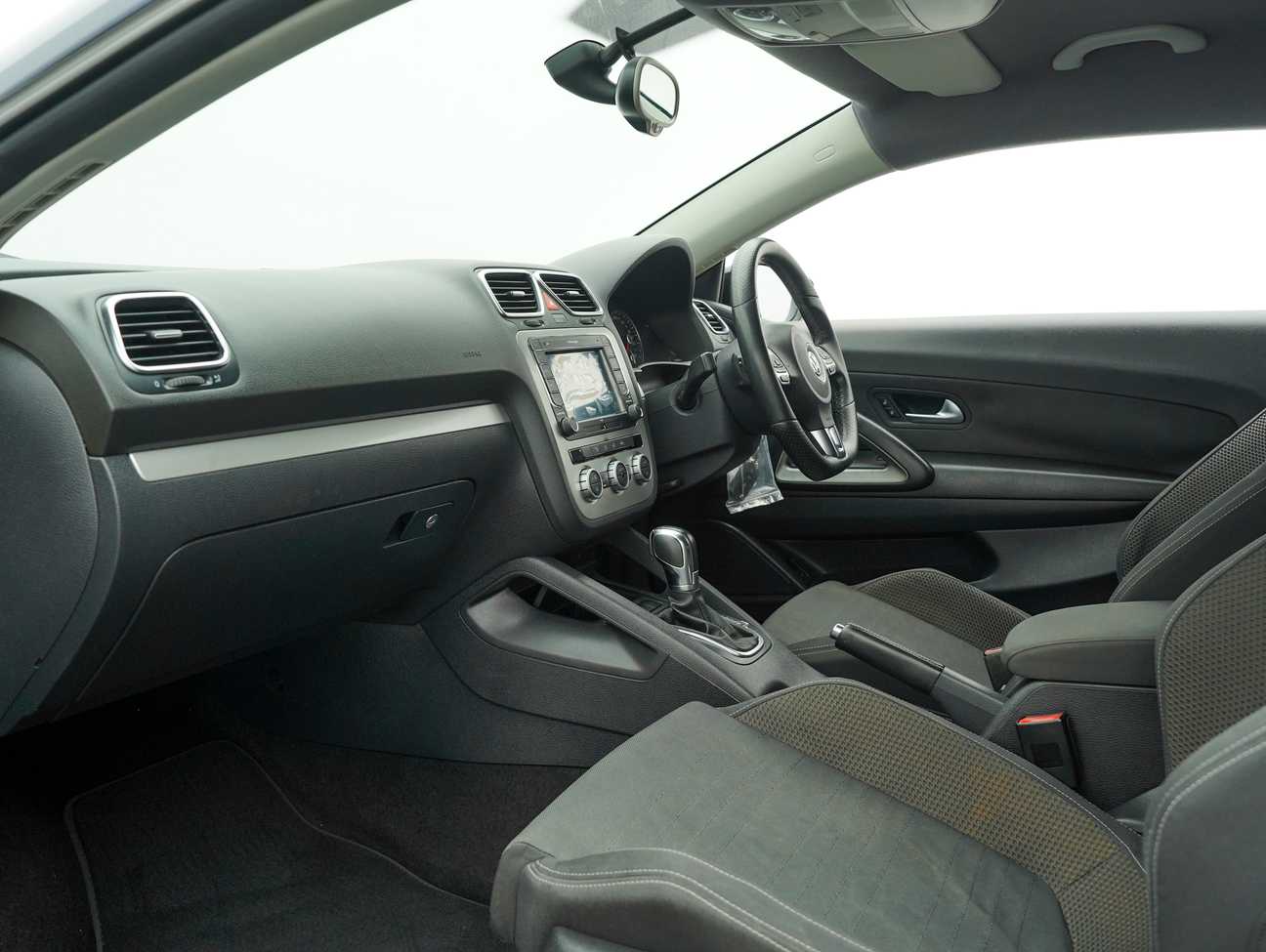 terpakai 2013 Volkswagen Scirocco TSI 1.4